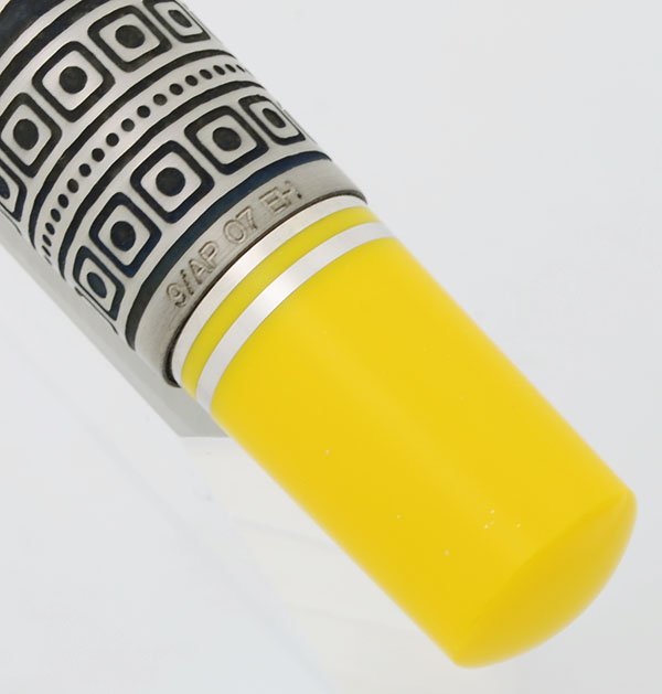 Pelikan M910 Toledo Fountain Pen - Yellow, Engraved Sterling